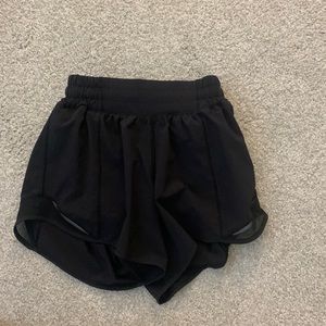 black lululemon hotty hots